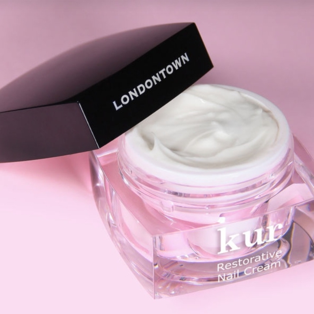 Kur Restorative Nail Cream - Black and White